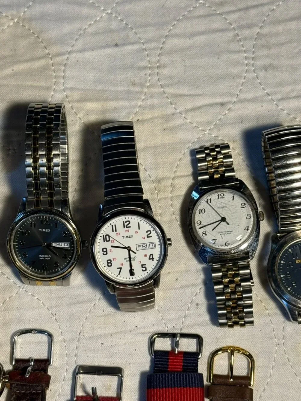 Vintage & Modern Timex Watch Lot 31 Men’s Women’s Quartz Analog Leather Metal